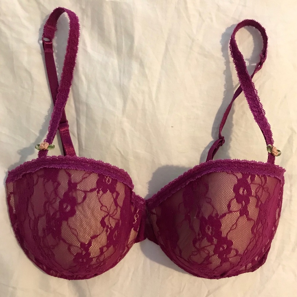 B. TEMPT’D Pink Lace Bra